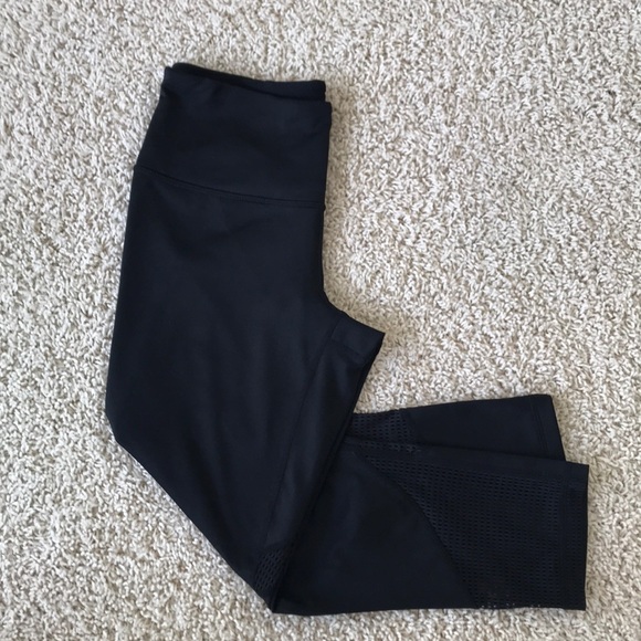 Zella Pants - Z By Zella work out crop pants